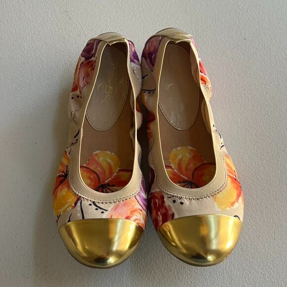 Naturalizer Flats Bromstad Shoes Womens Size 8.5 M Ursela Floral Gold Cap Toe - Picture 3 of 9